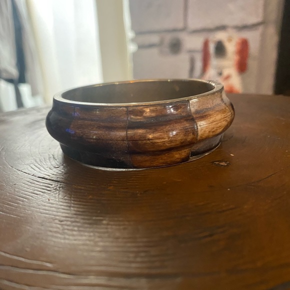 Jewelry - Women’s Wooden Bracelet